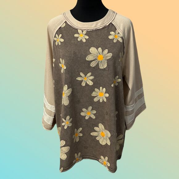EASEL CLOTHING Daisy Flower Printed Mineral Washed Top Striped Details In Ash - Picture 1 of 6